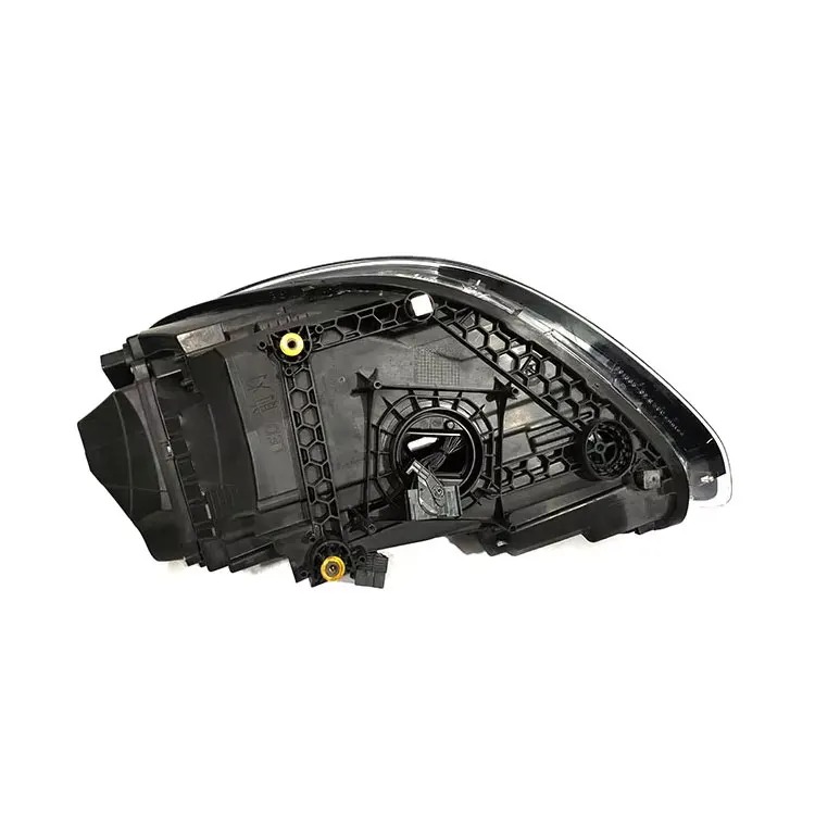 FOR Suitable    971 Headlight for Car 17 Year Front Headlight High Quality Auto Lighting Systems Headlamps